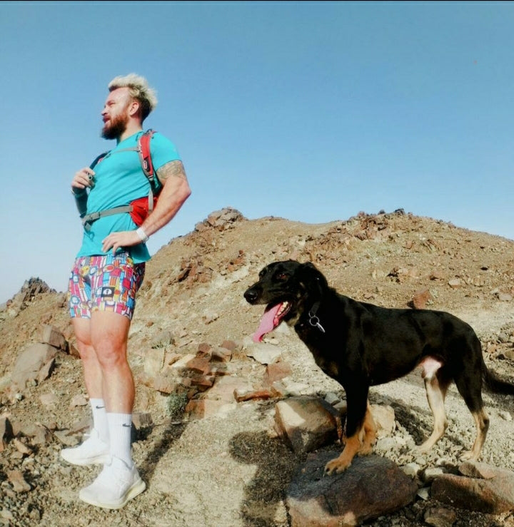 CLASSIC SHORTS - WATCH OUT